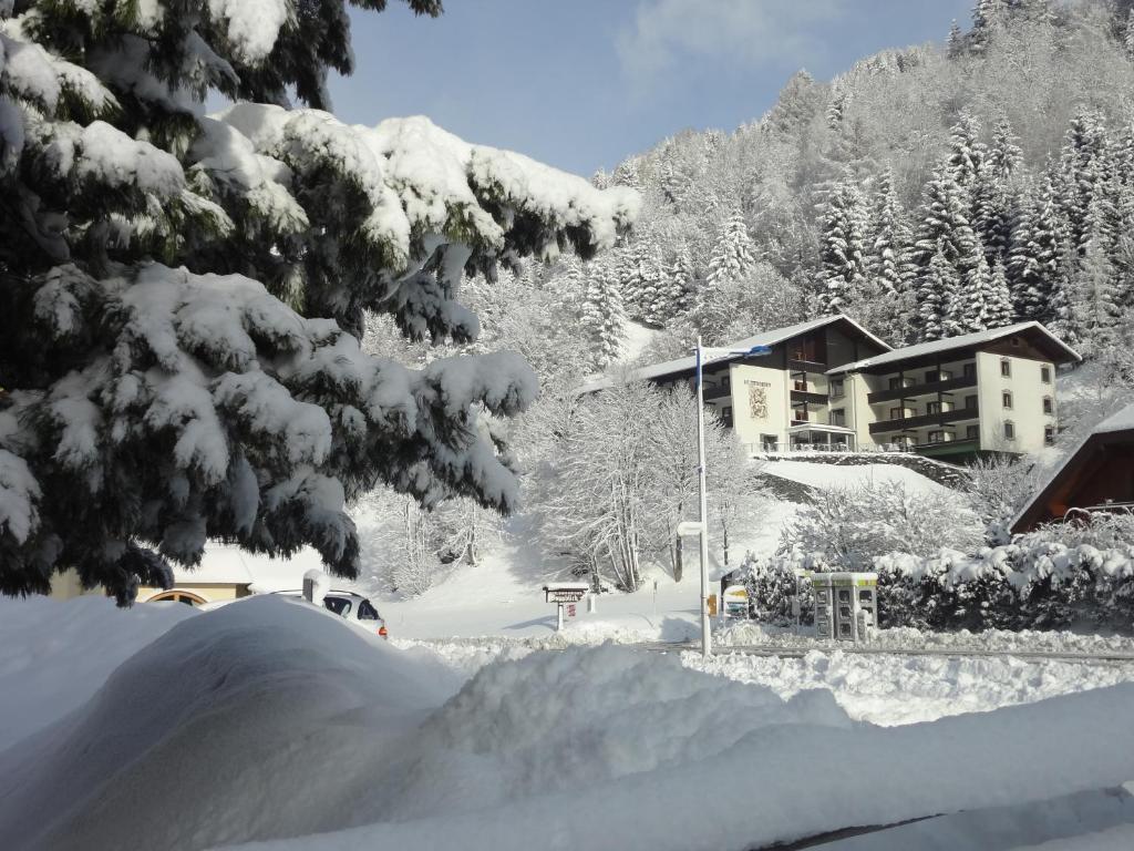 Hotel Garni Sonnblick Bad Kleinkirchheim Exterior photo